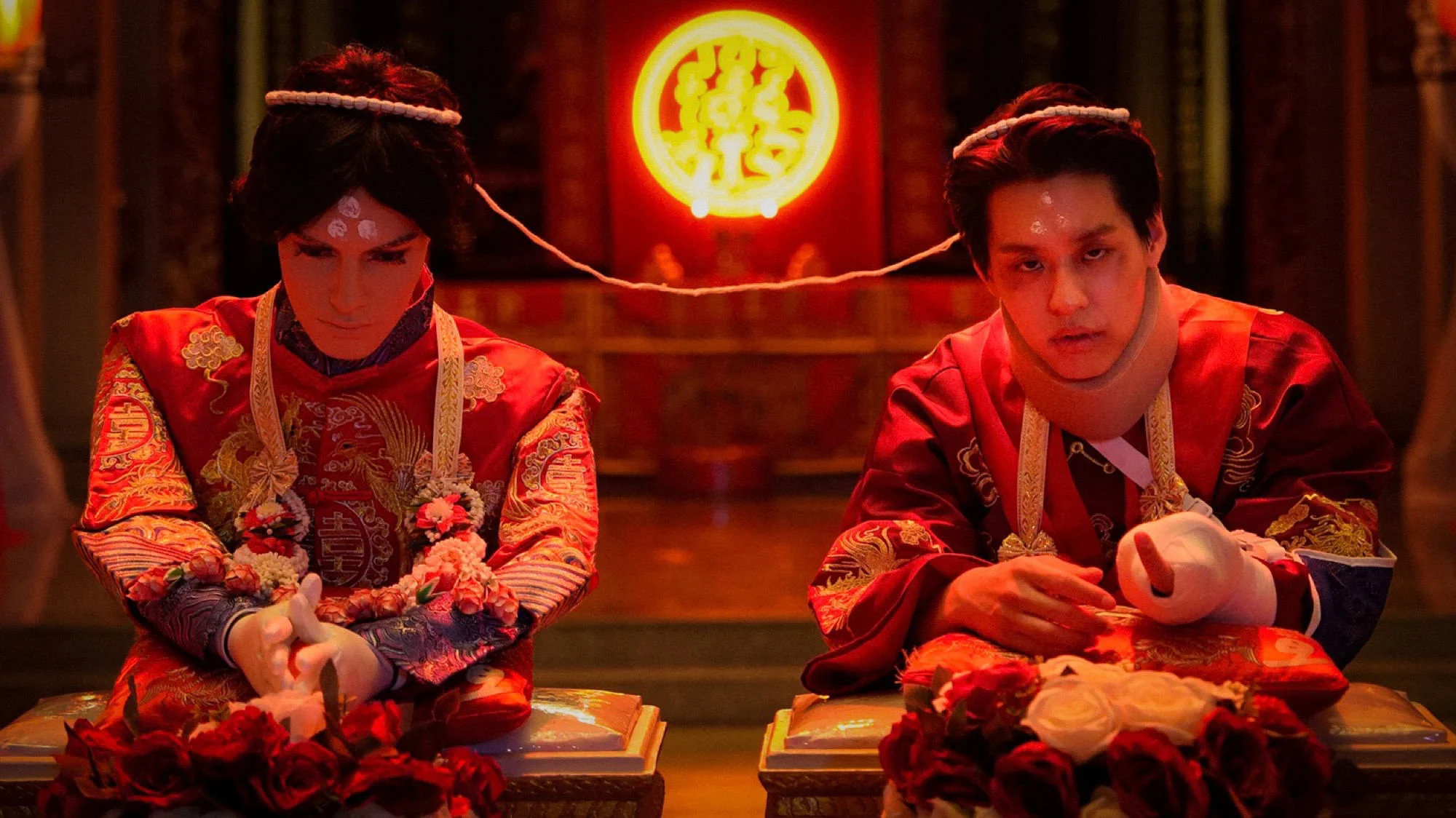 Cưới ma giải hạn