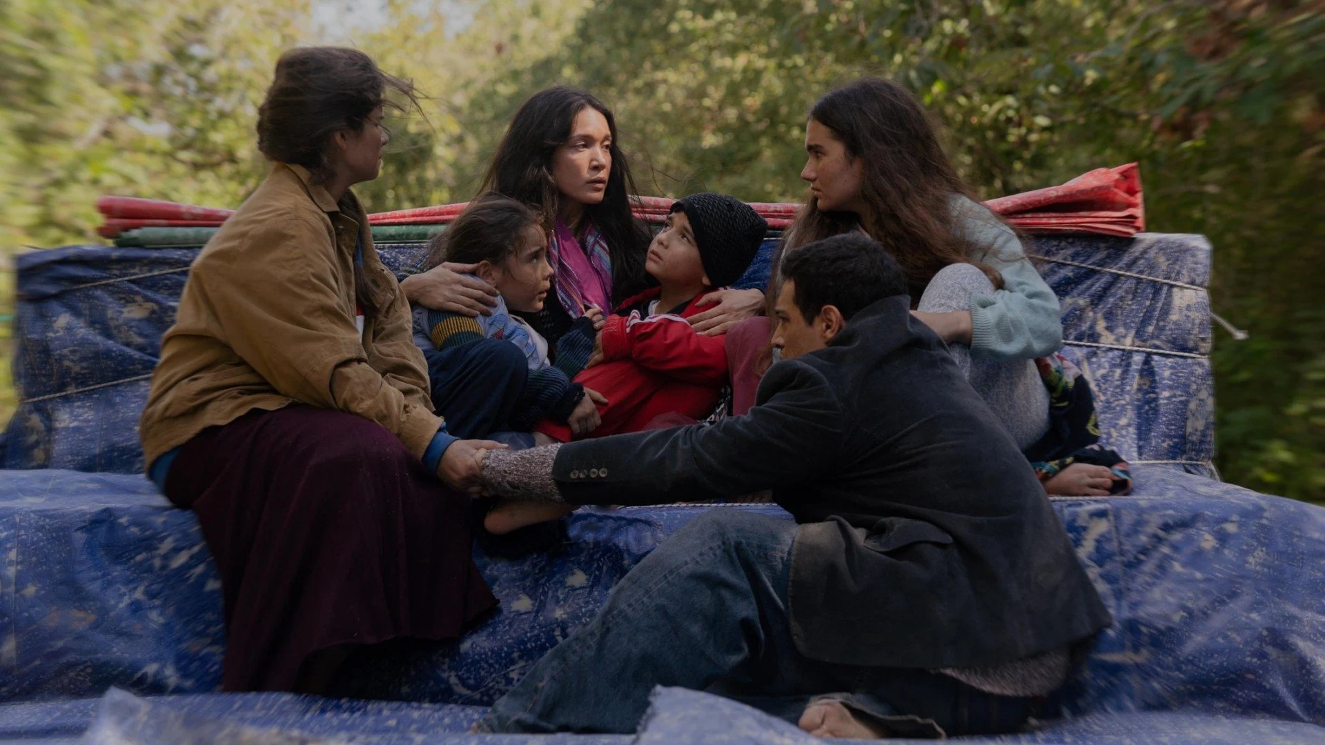 Những Mảnh Đời Vô Định - The Stranded